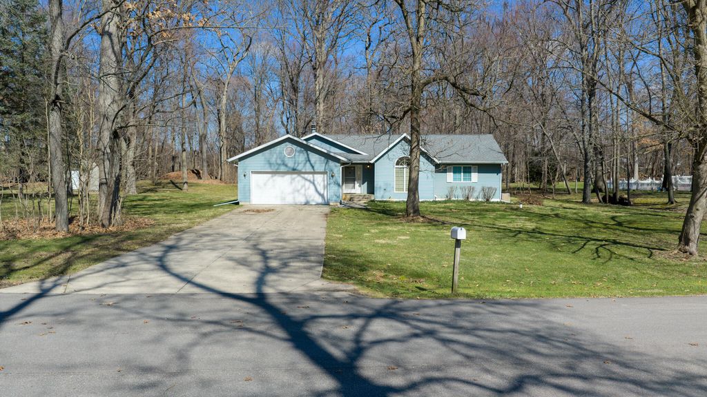 Photo of 1199 W Swanson Drive, La Porte, IN 46350 (MLS # 835433)