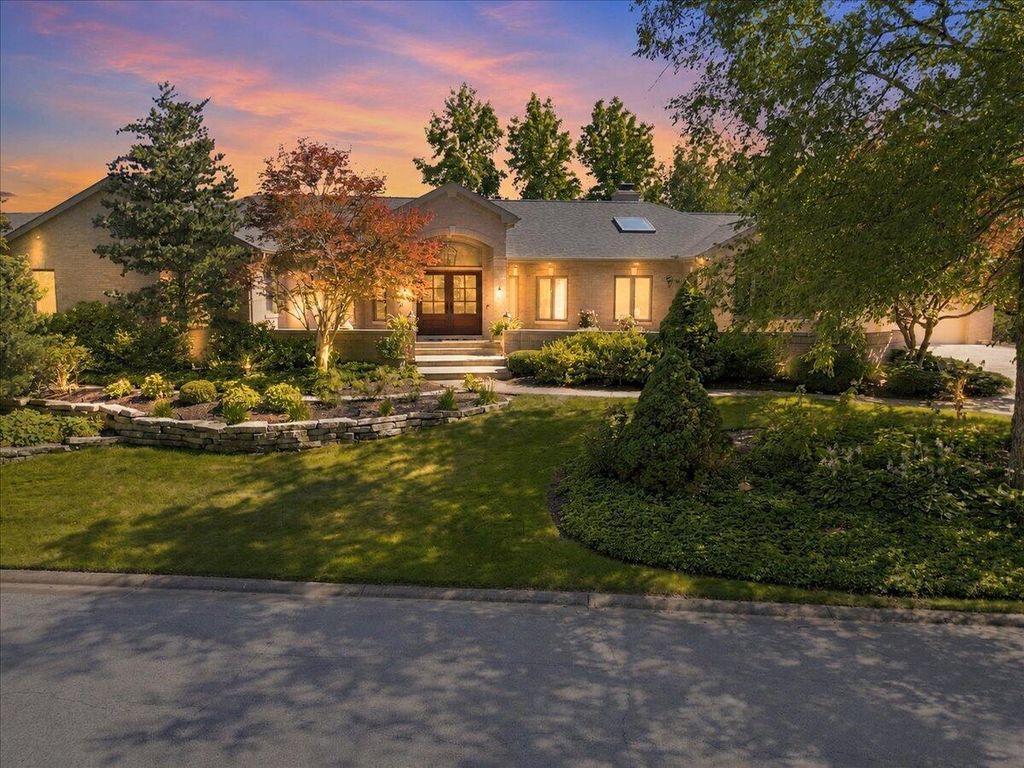 Photo of 1745 Nelson Drive, Chesterton, IN 46304 (MLS # 842375)