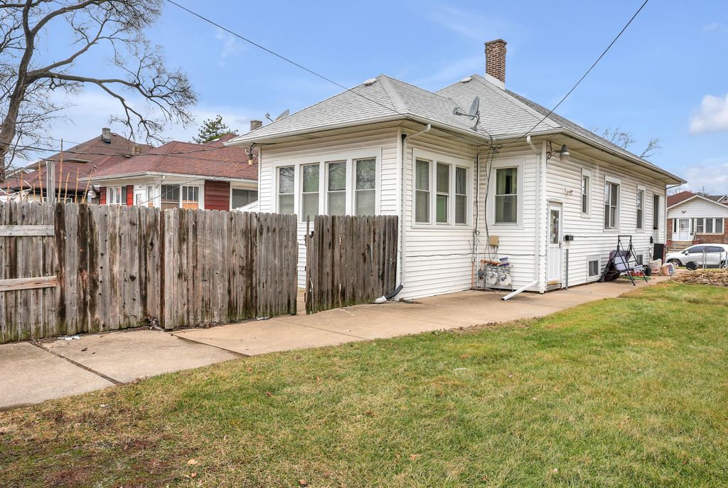 Photo of 446 Detroit Street, Hammond, IN 46320 (MLS # 832837)