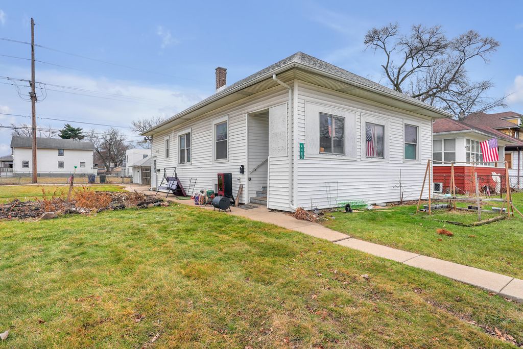 Photo of 446 Detroit Street, Hammond, IN 46320 (MLS # 832837)