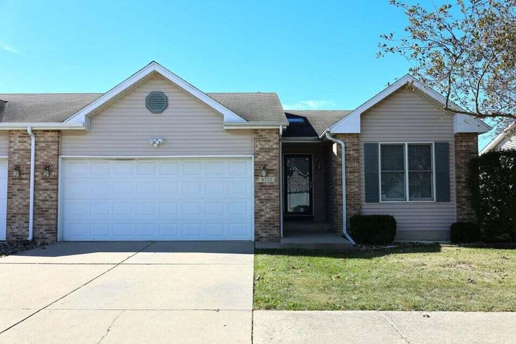 Photo of 8732 Madison Street, Merrillville, IN 46410 (MLS # 835926)