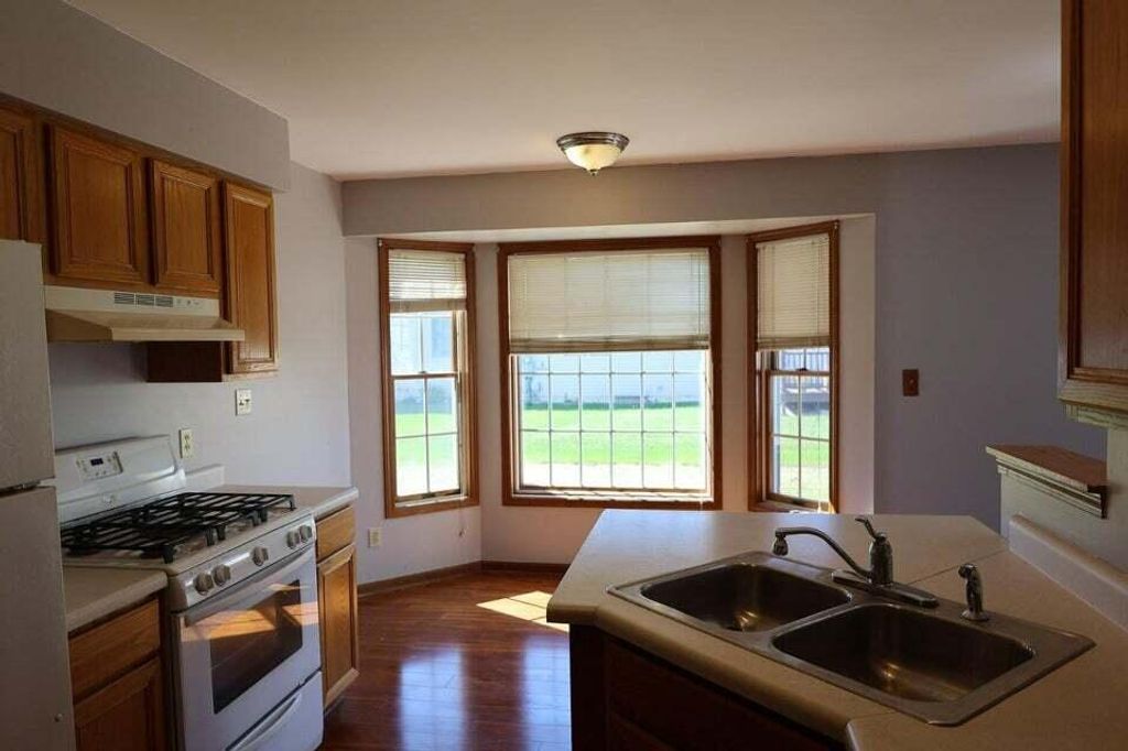 Photo of 8732 Madison Street, Merrillville, IN 46410 (MLS # 835926)