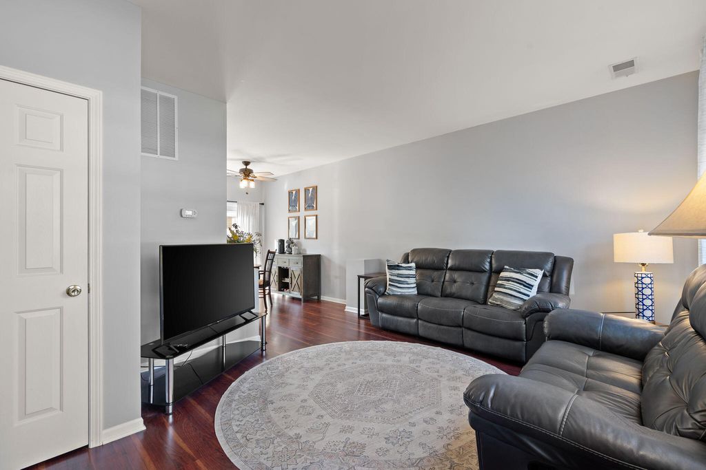 Photo of 11840 Broadway, Crown Point, IN 46307 (MLS # 834367)