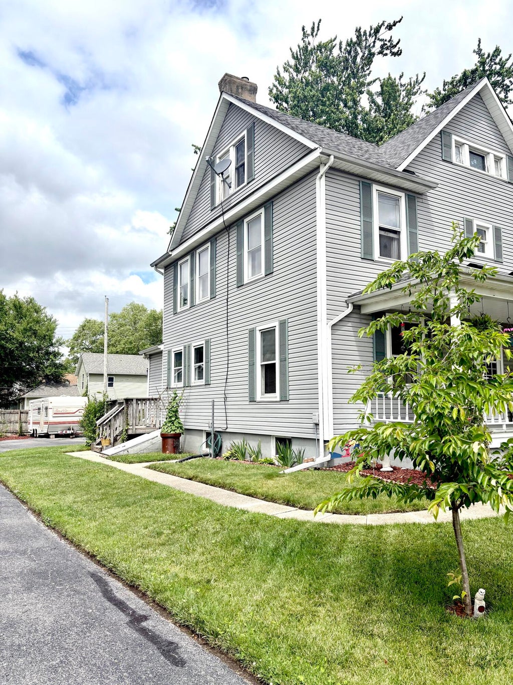 Photo of 204 S Washington Street, La Crosse, IN 46348 (MLS # 841431)