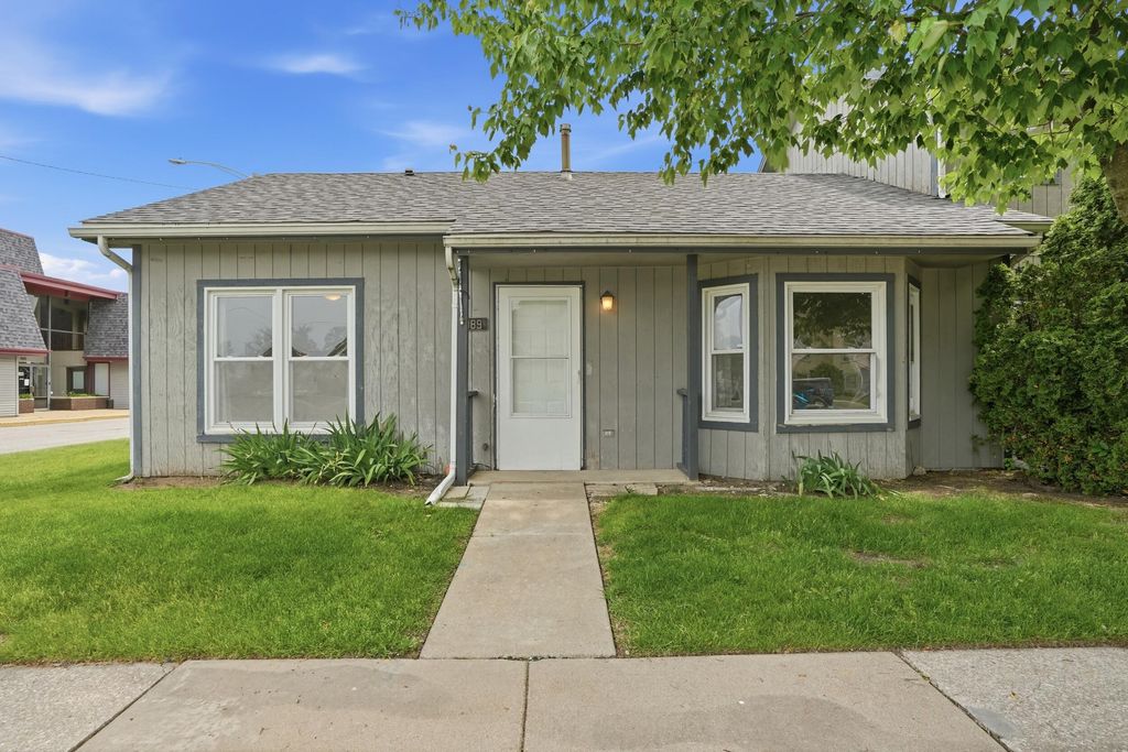 Photo of 6089 Maryland Street, Merrillville, IN 46410 (MLS # 839899)