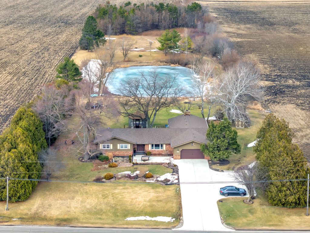 Photo of 4484 E State Road 55, Morocco, IN 47963 (MLS # 834183)