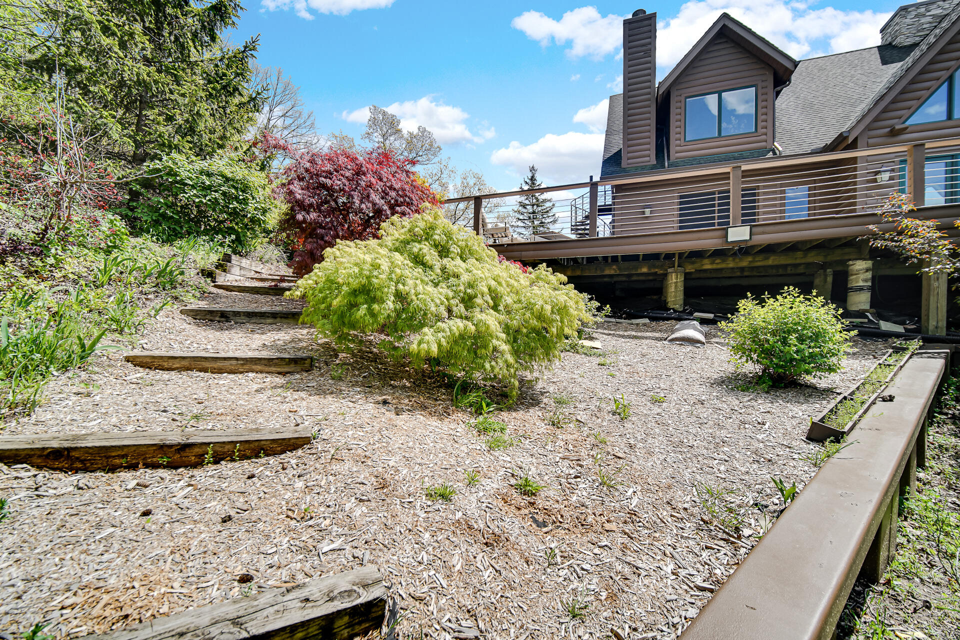12 Ridge Drive