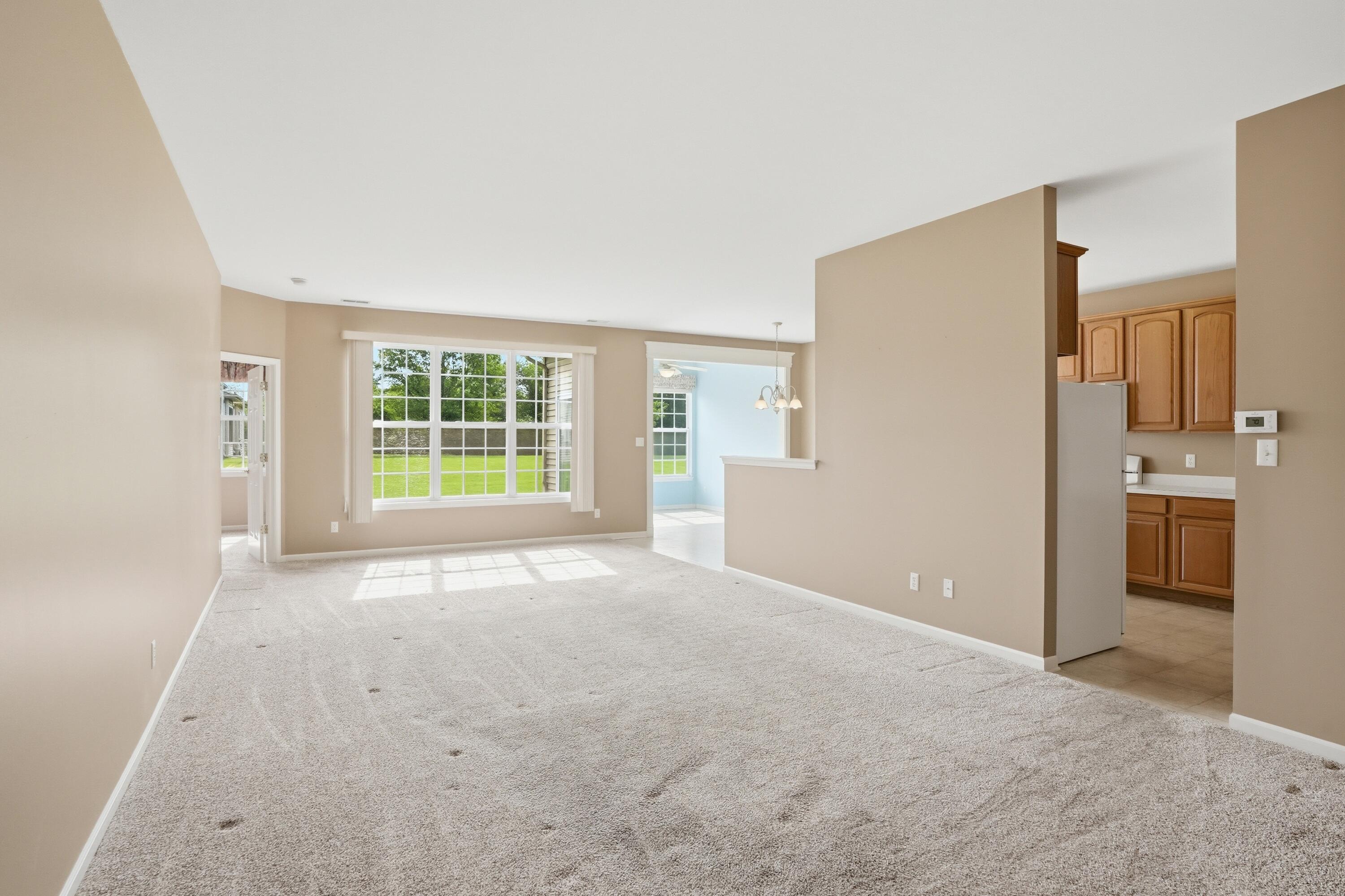 815 Charlevoix Way
