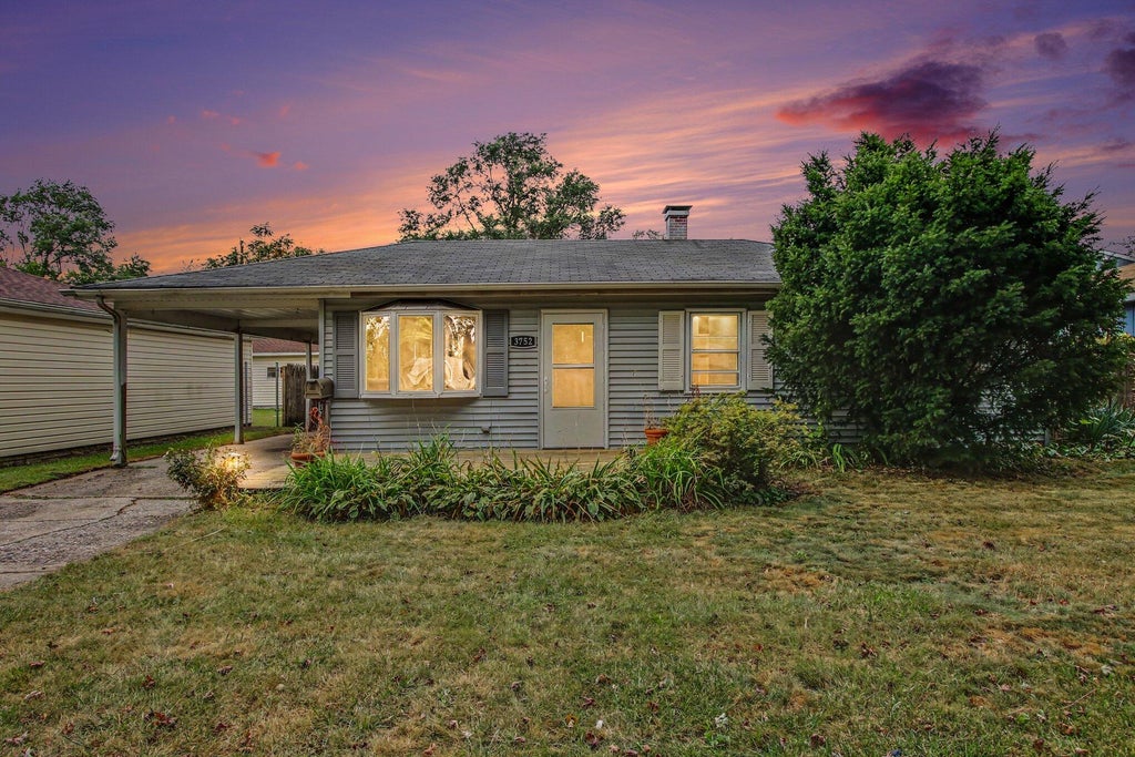 Photo of 3752 Sandusky Street, Hobart, IN 46342 (MLS # 845311)