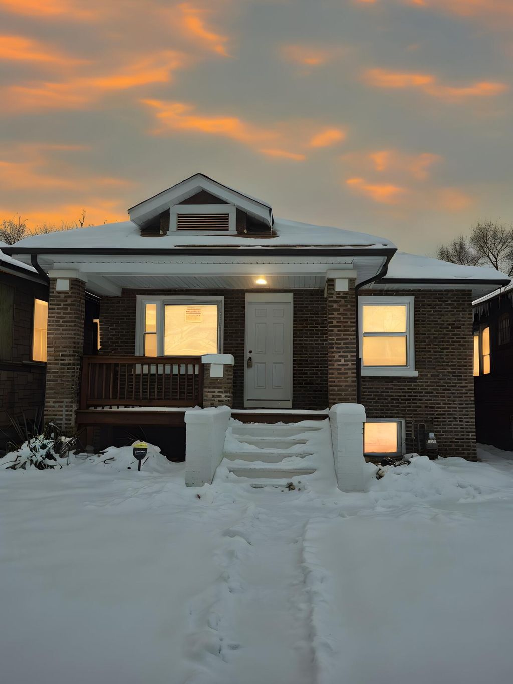 Photo of 308 Pierce Street, Gary, IN 46402 (MLS # 837271)