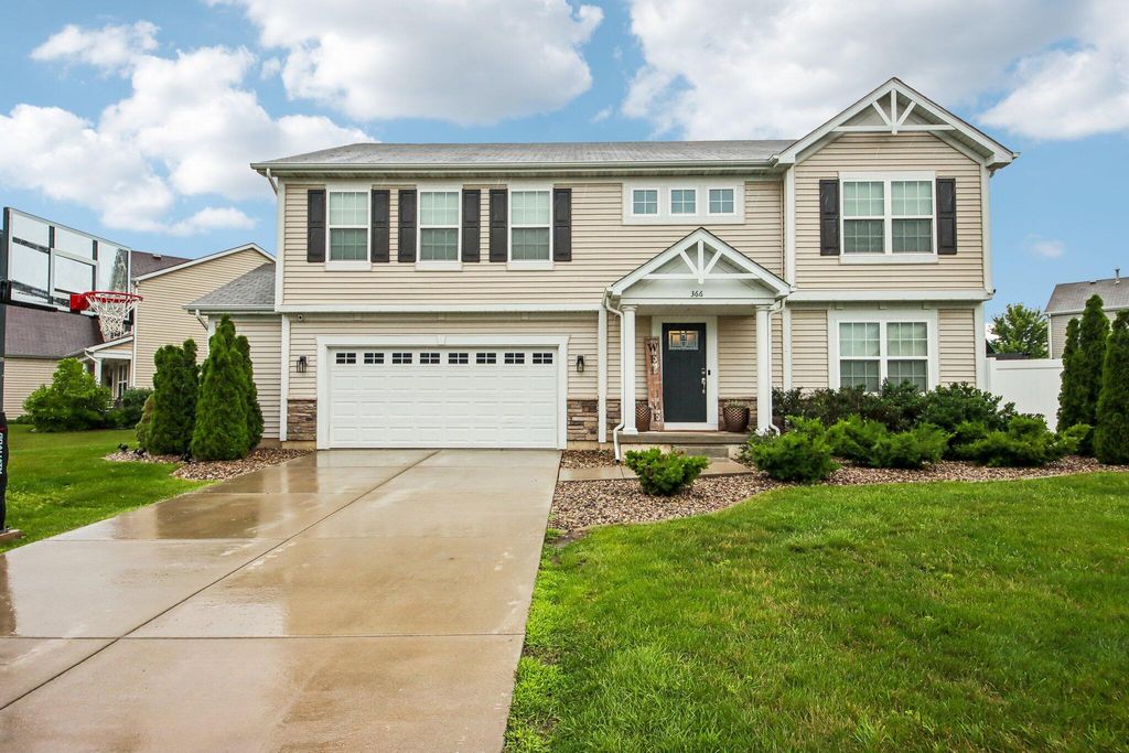 Photo of 366 E 130th Lane, Crown Point, IN 46307 (MLS # 841080)