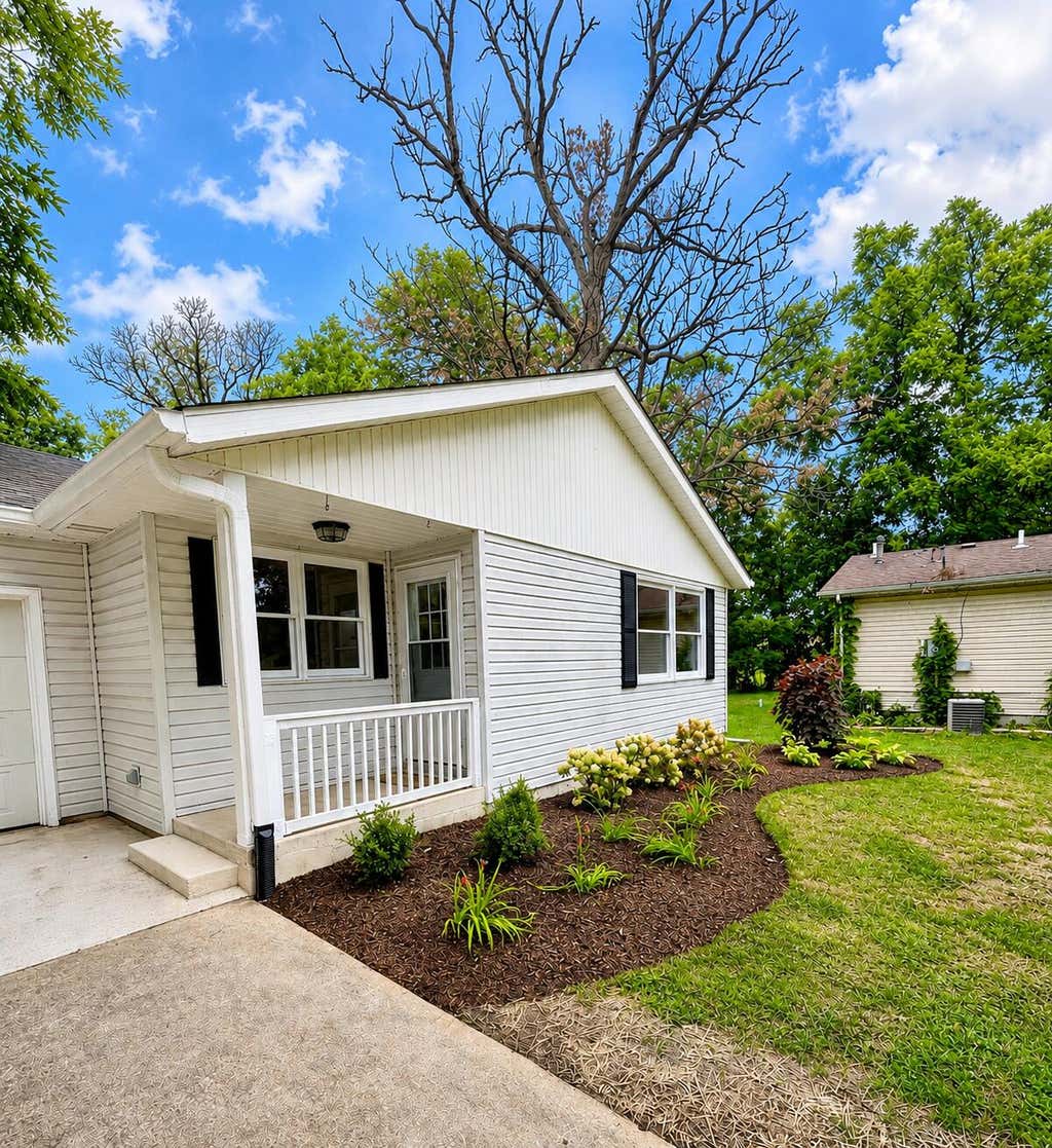 Photo of 1020 Sievert Street, Porter, IN 46304 (MLS # 843331)