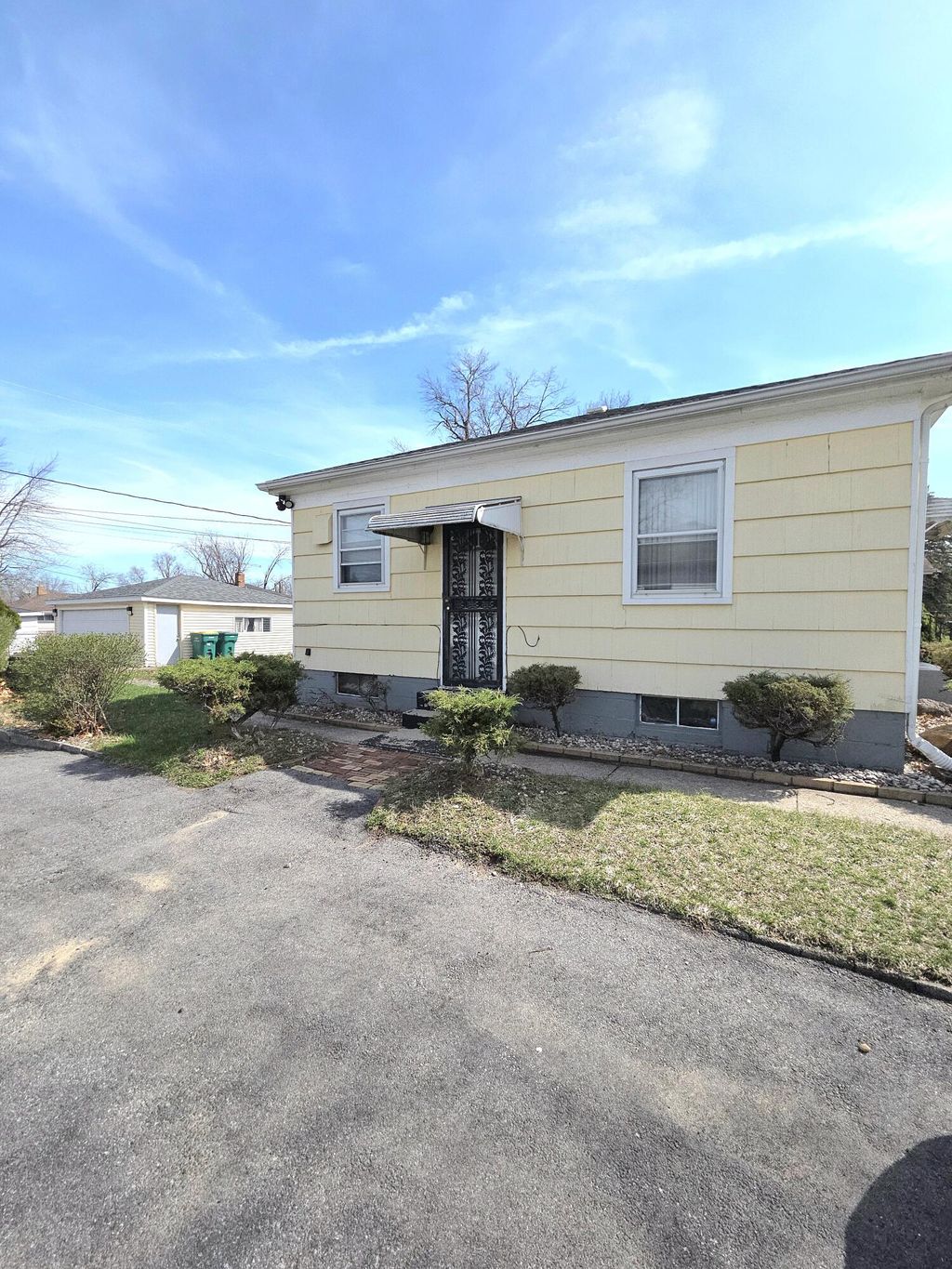Photo of 4312 W 15th Avenue, Gary, IN 46404 (MLS # 836732)