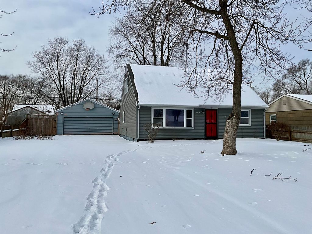 Photo of 734 1 Juniper Road, Valparaiso, IN 46385 (MLS # 833788)