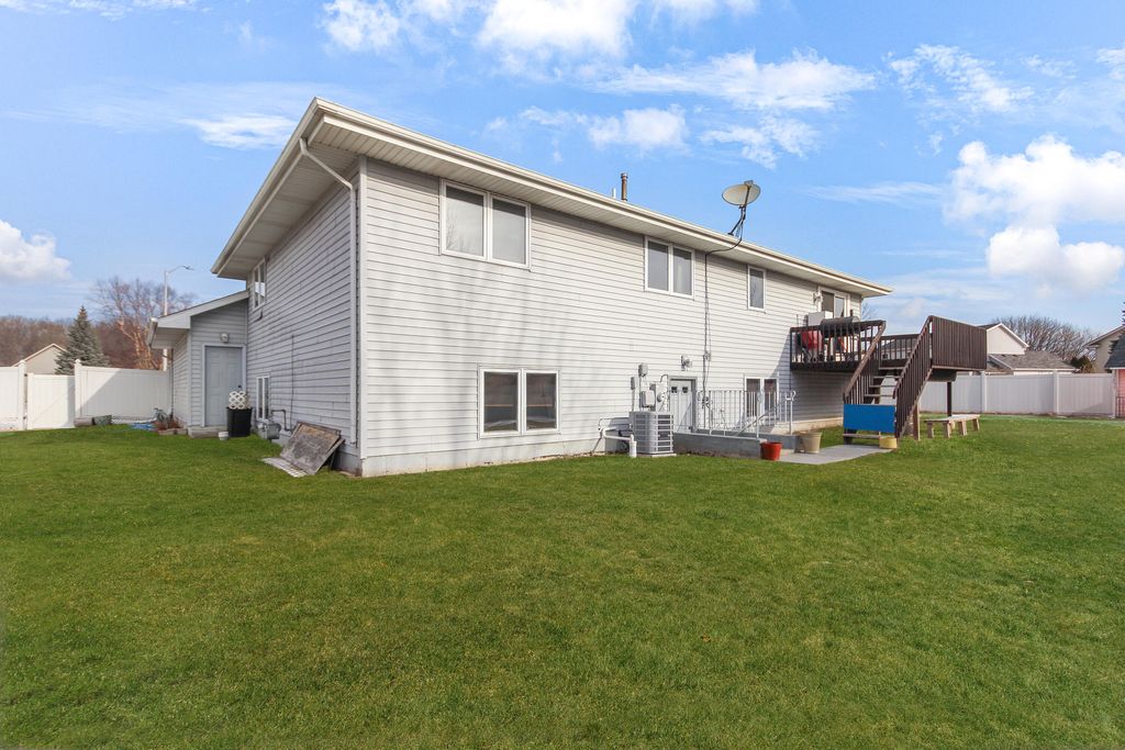 Photo of 1691 Ruby Court, Hobart, IN 46342 (MLS # 834004)