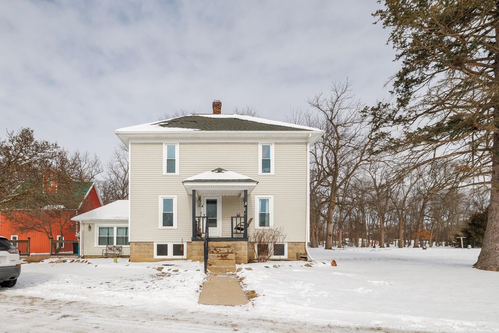 Photo of 16188 U.s. 231, Remington, IN 47977 (MLS # 833531)