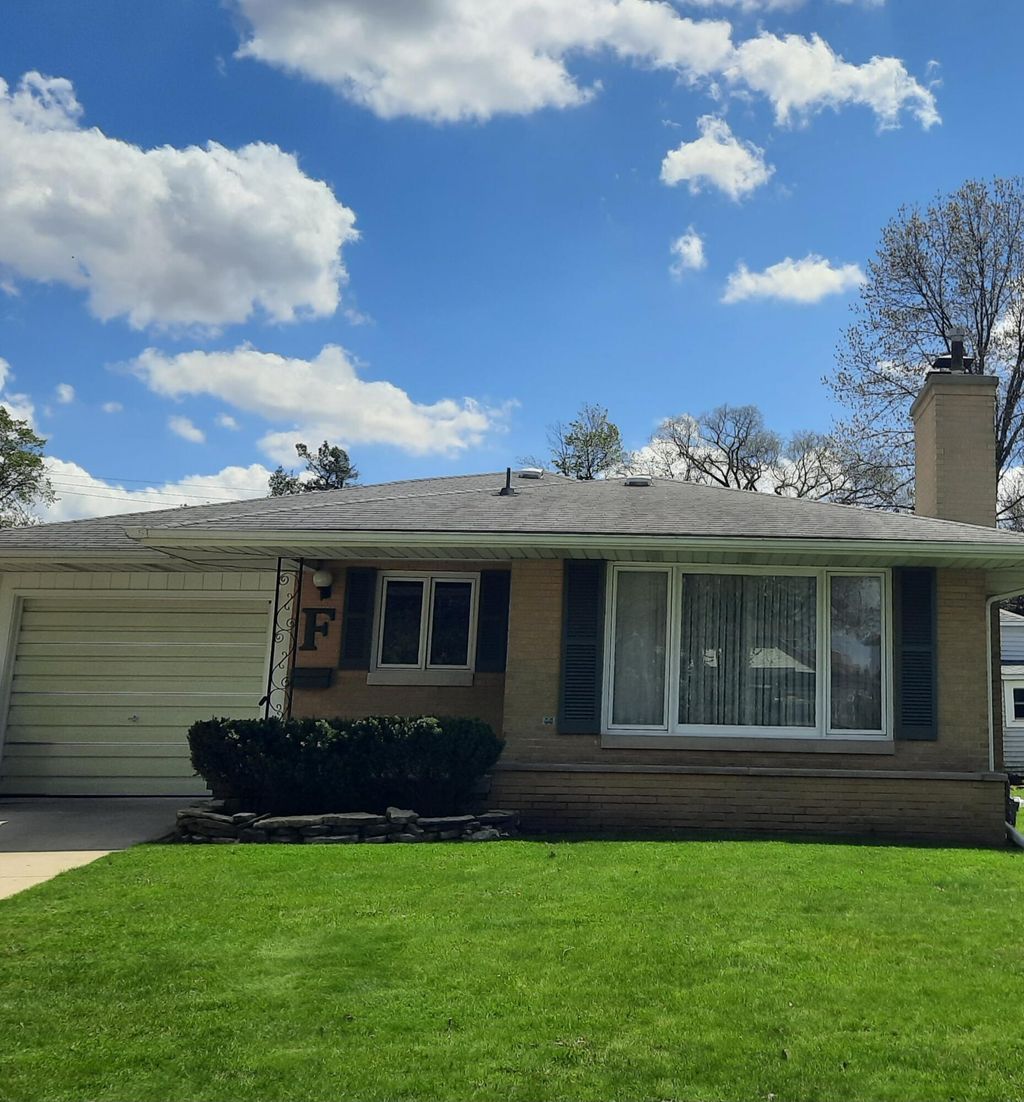 Photo of 1214 Illinois Avenue, La Porte, IN 46350 (MLS # 837798)