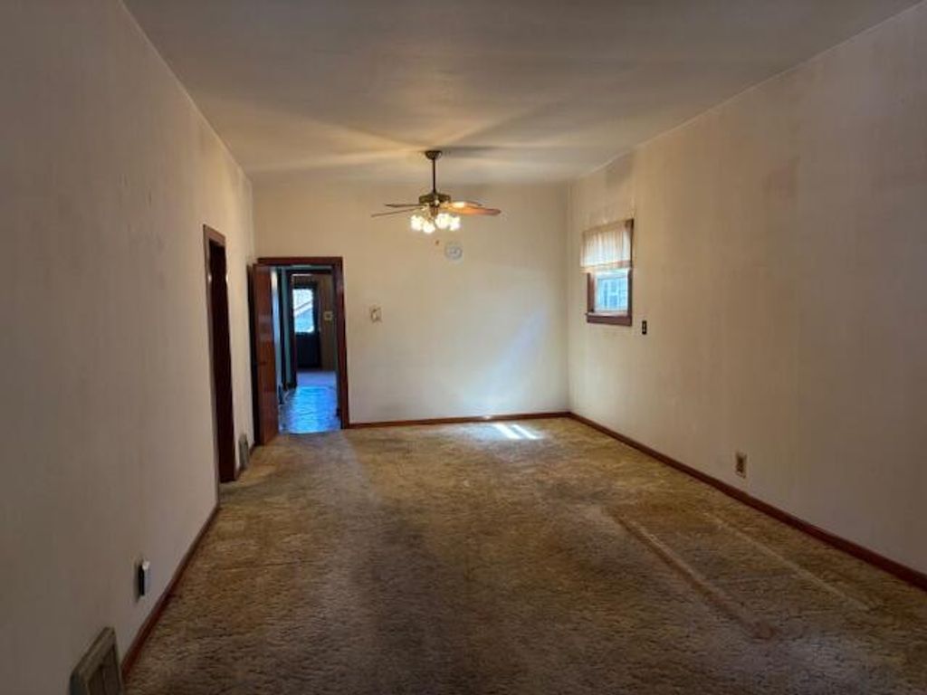 Photo of 1519 Roberts Avenue, Whiting, IN 46394 (MLS # 837390)