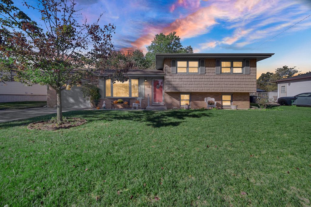 Photo of 2190 Capitol Street, Portage, IN 46368 (MLS # 831455)