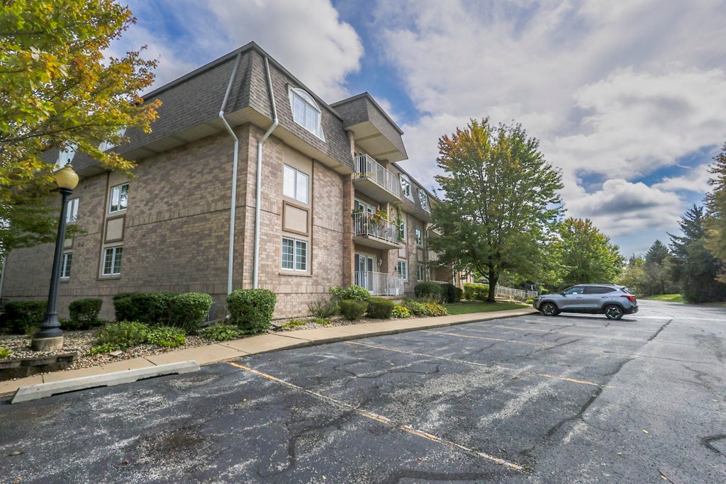 Photo of 306 Swan Drive #2a, Dyer, IN 46311 (MLS # 845732)