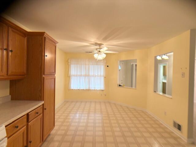 5828 Iris Lane