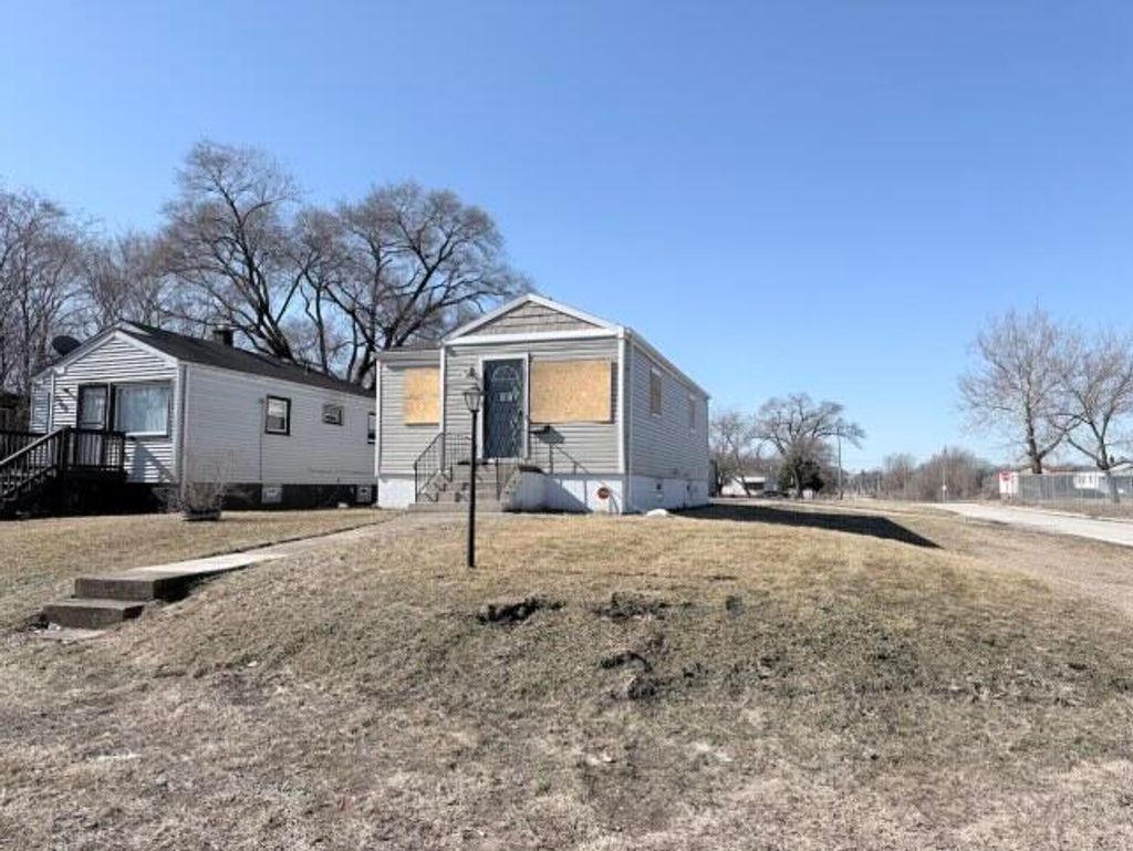 Photo of 2300 Fillmore Street, Gary, IN 46407 (MLS # 835496)