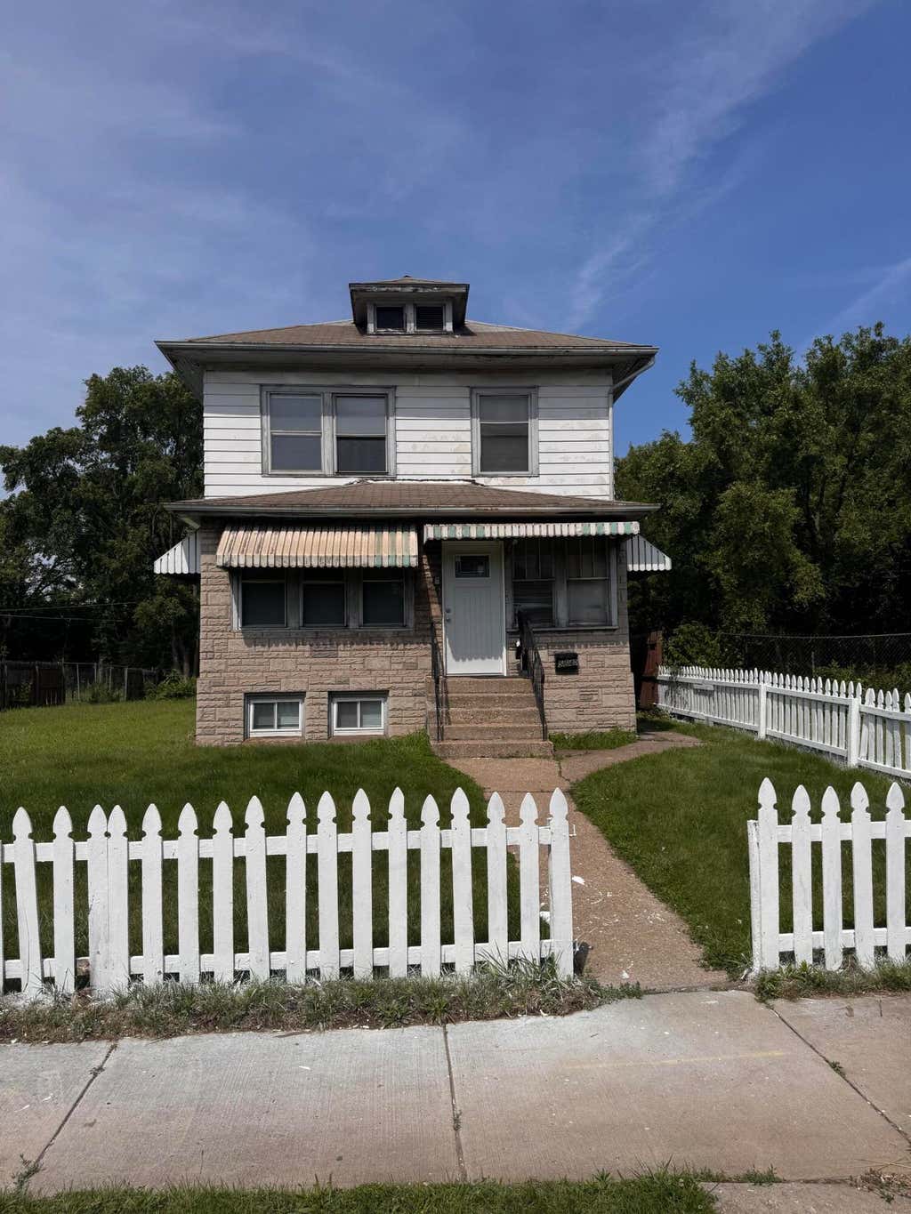 Photo of 564 Carolina Street, Gary, IN 46402 (MLS # 841473)