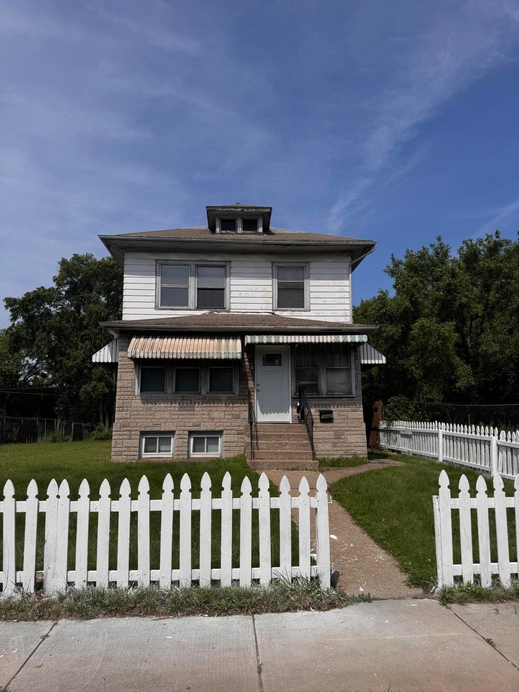 Photo of 564 Carolina Street, Gary, IN 46402 (MLS # 841473)
