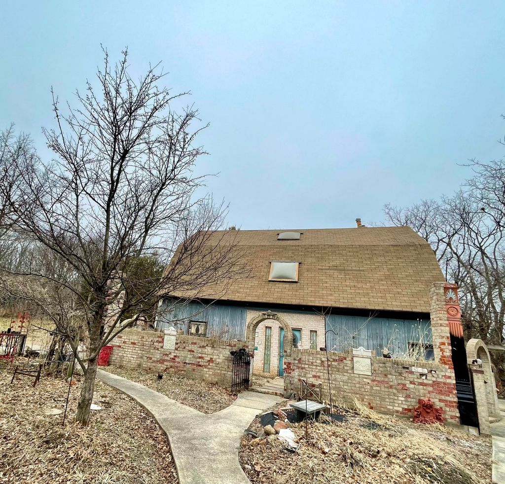 Photo of 641 N 200 E, Valparaiso, IN 46383 (MLS # 835016)