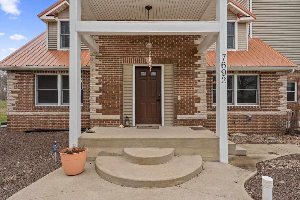 Photo of 7692 N Emery Road, Rolling Prairie, IN 46371 (MLS # 830898)