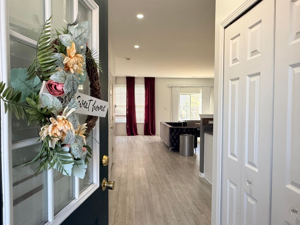 Photo of 863 Flagstone Drive, Dyer, IN 46311 (MLS # 832169)