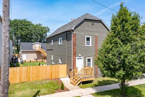 Photo for 4832 Northcote Avenue