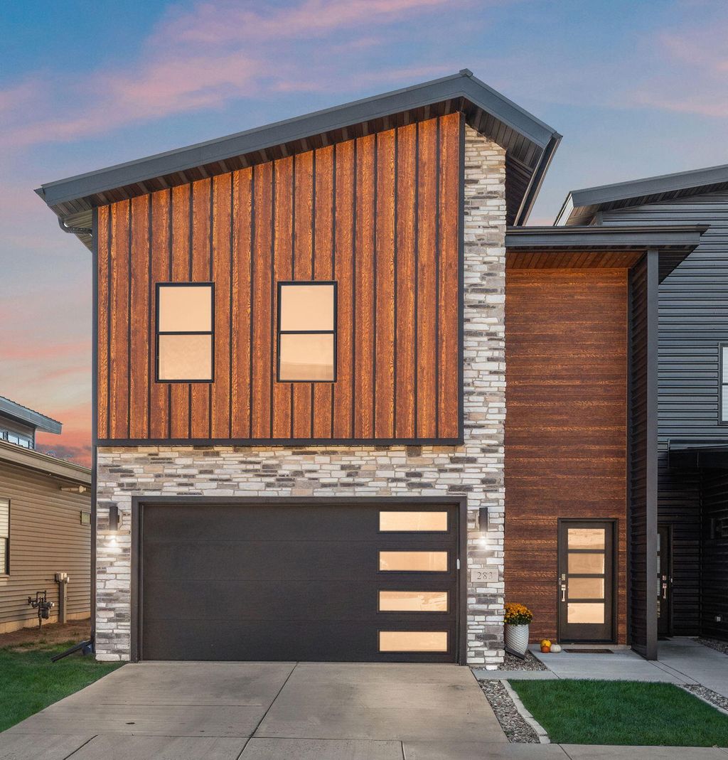 Photo of 283 Nomo Place, Crown Point, IN 46307 (MLS # 829330)