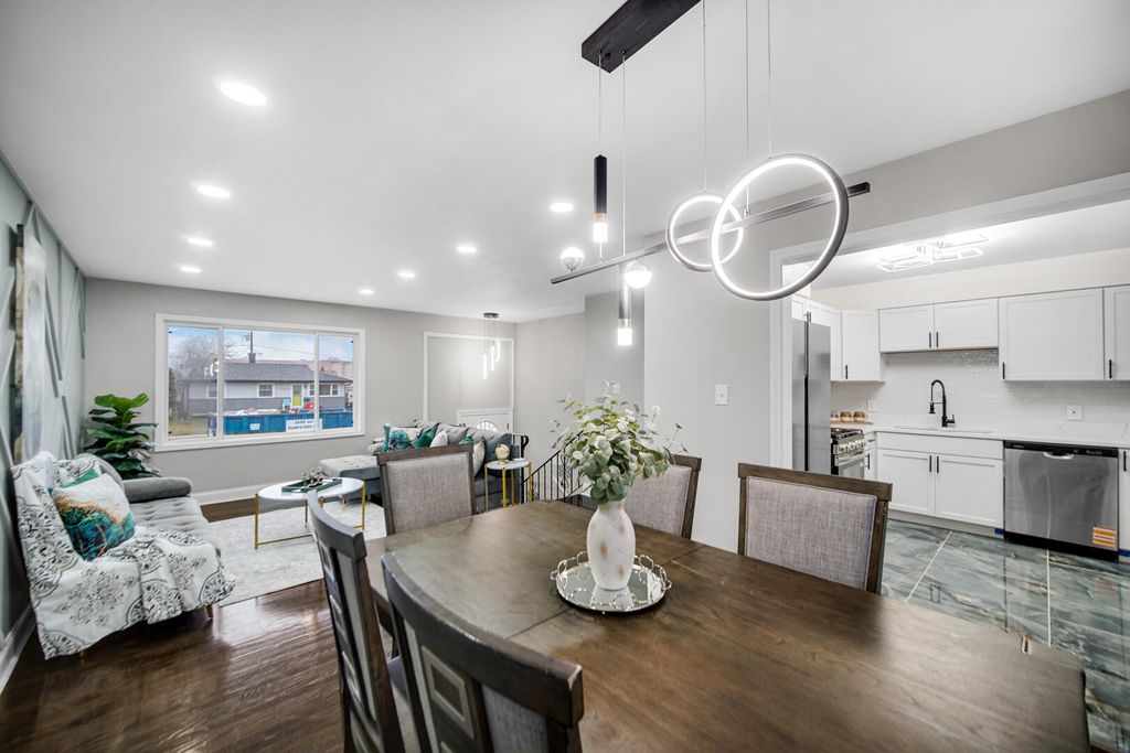 Photo of 1035 Clinton Street, Gary, IN 46406 (MLS # 835409)