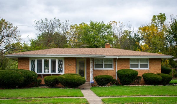 400 E 52ND AVE, MERRILLVILLE, IN 46410 - Image 76ef637e4c19ae6c41e336f0517e54a9/1376874682