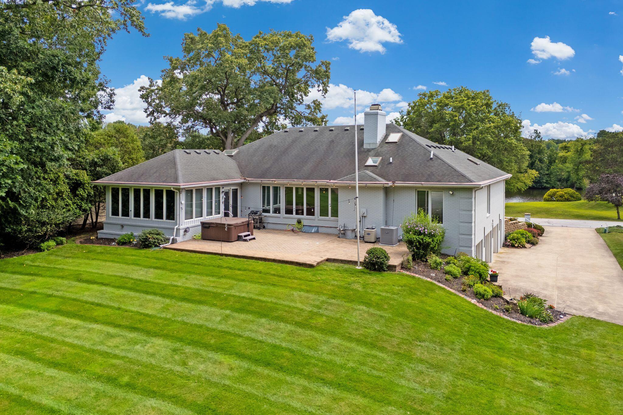 2208 Fairway Drive