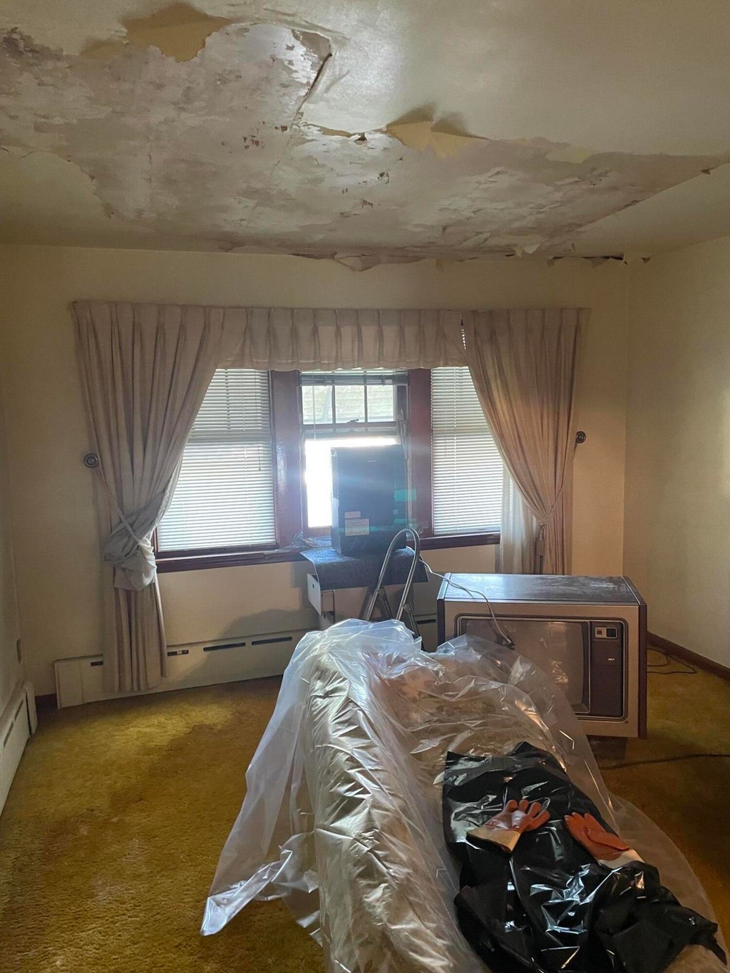 Photo of 5121 Reading Avenue, East Chicago, IN 46312 (MLS # 847060)
