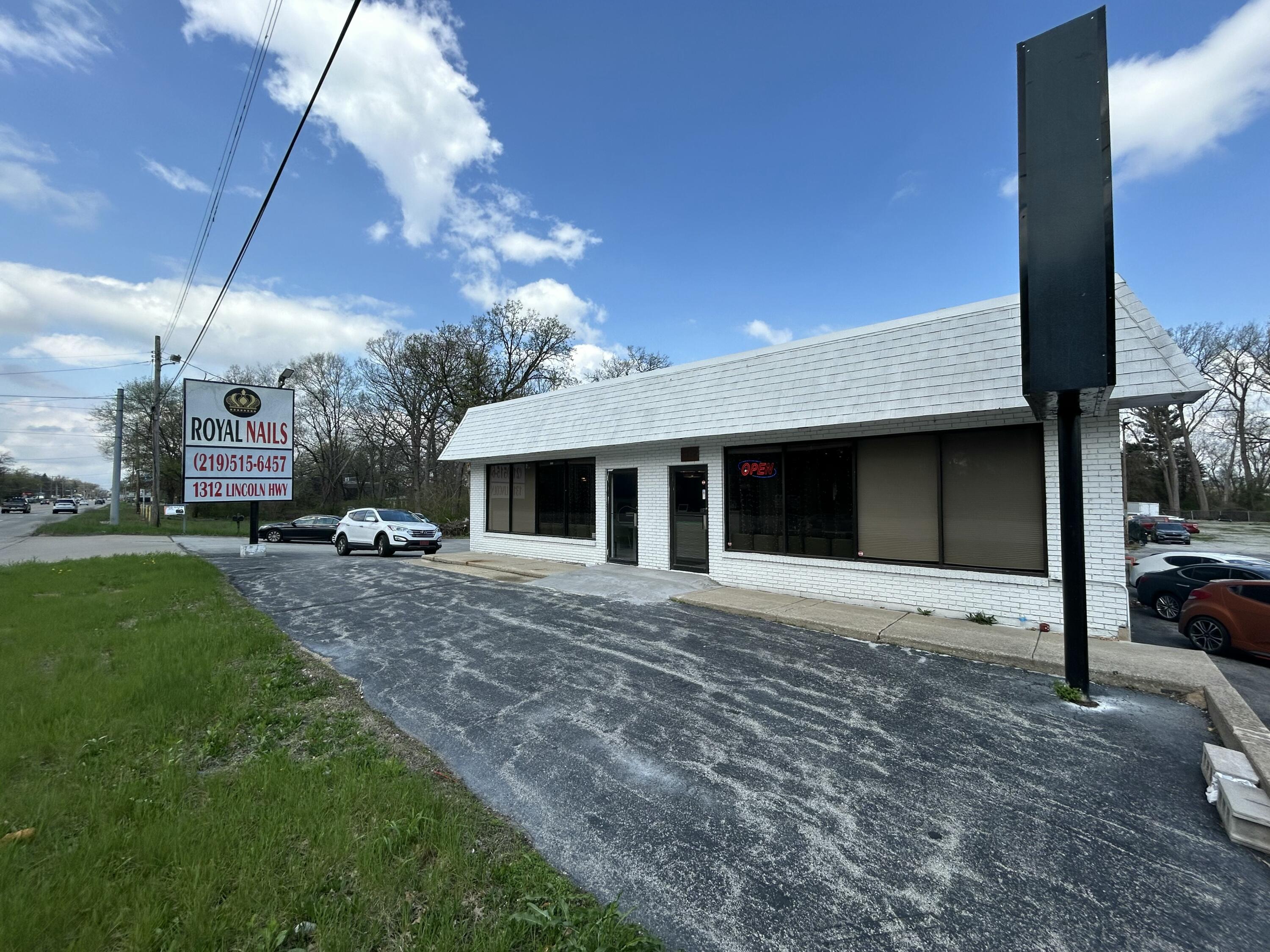 1312 W Lincoln Highway