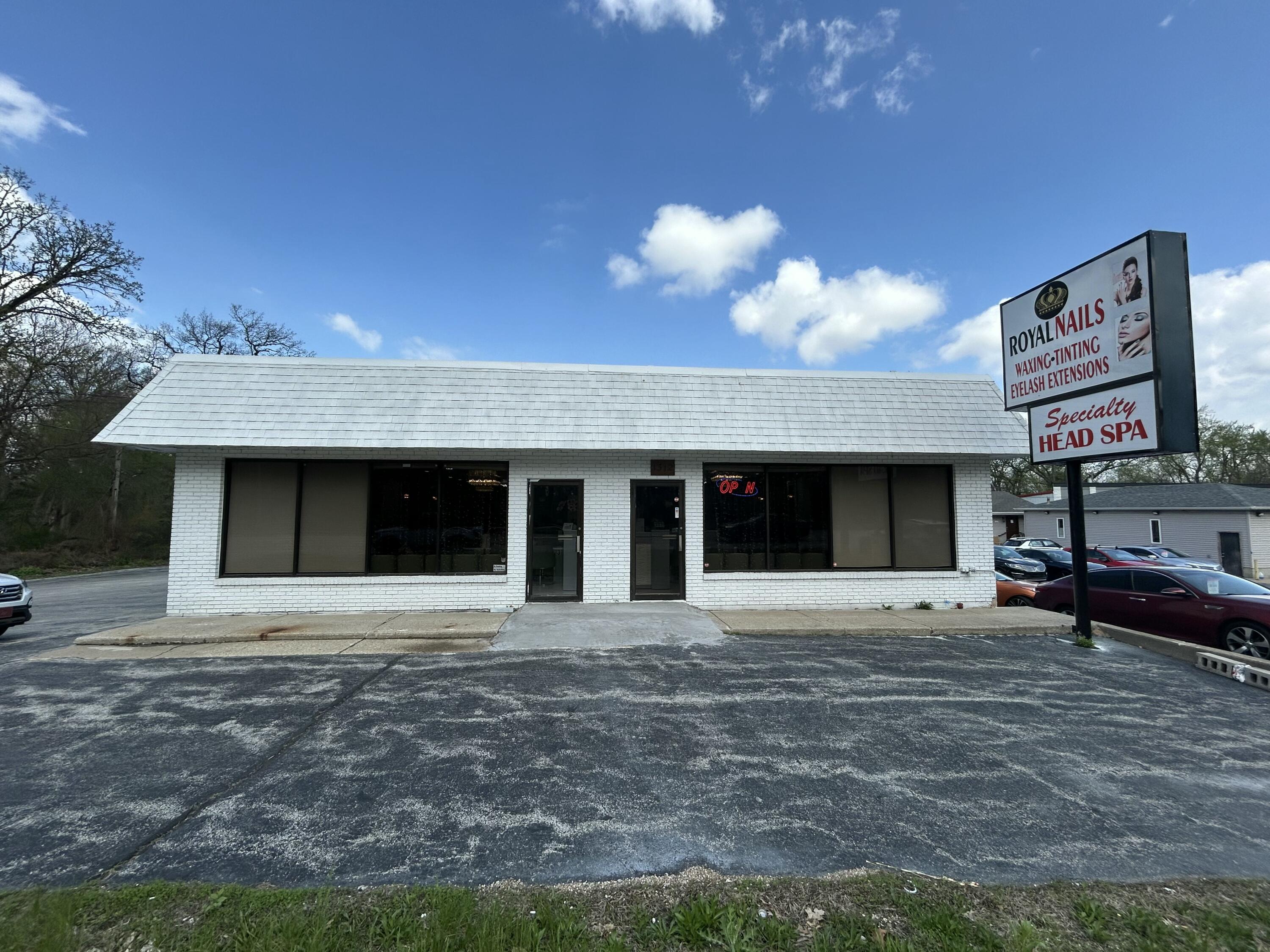 1312 W Lincoln Highway