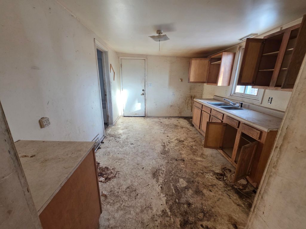 Photo of 1217 W 10th Street, Michigan City, IN 46360 (MLS # 837289)