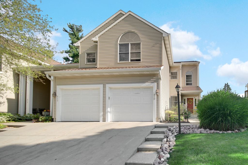 Photo of 510 Glade Place, Valparaiso, IN 46383 (MLS # 841331)