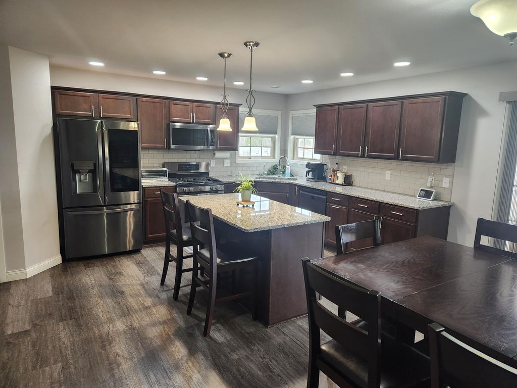 Photo of 702 19th Street SE, DeMotte, IN 46310 (MLS # 835129)