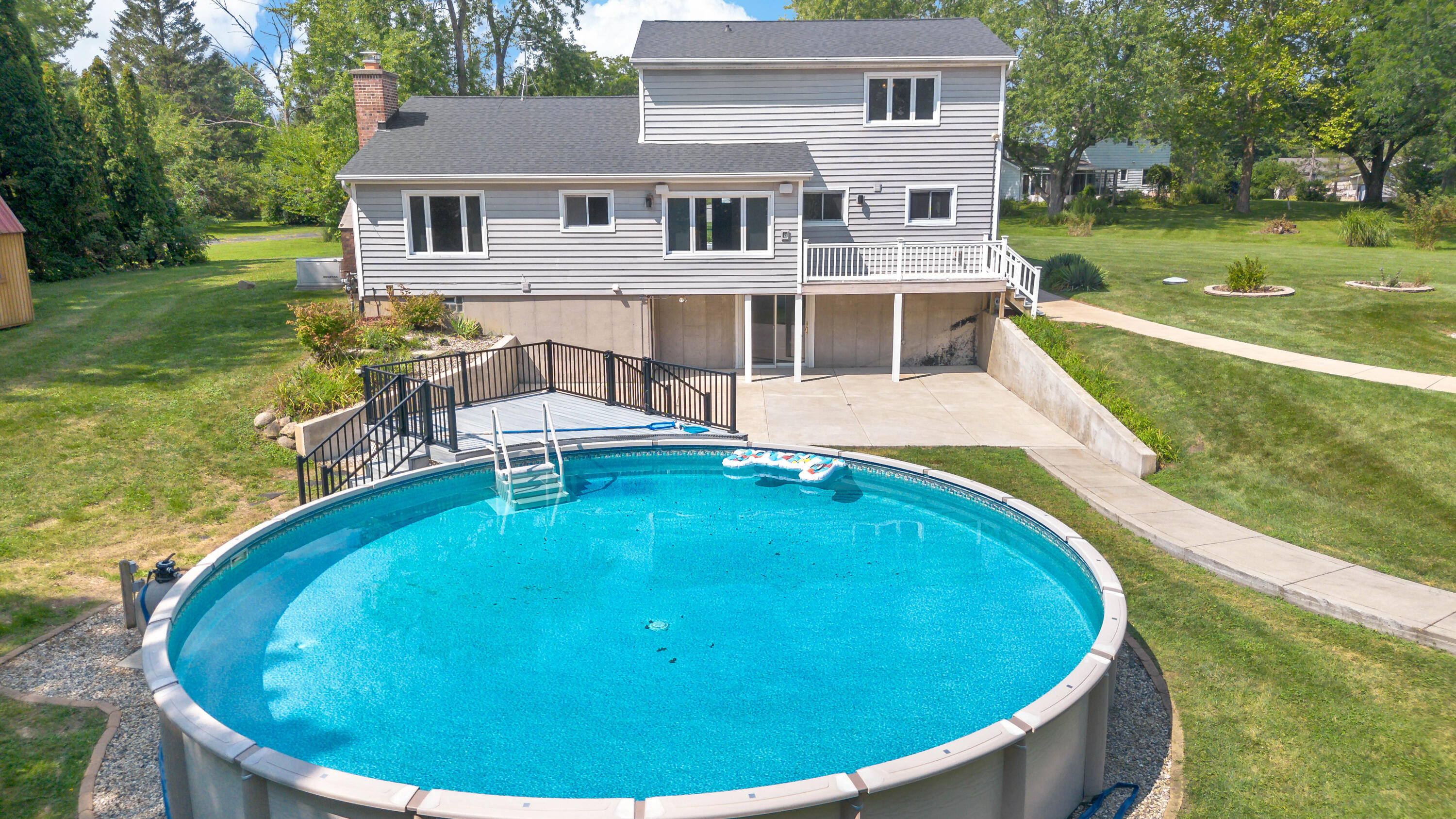 5496 W 107th Court