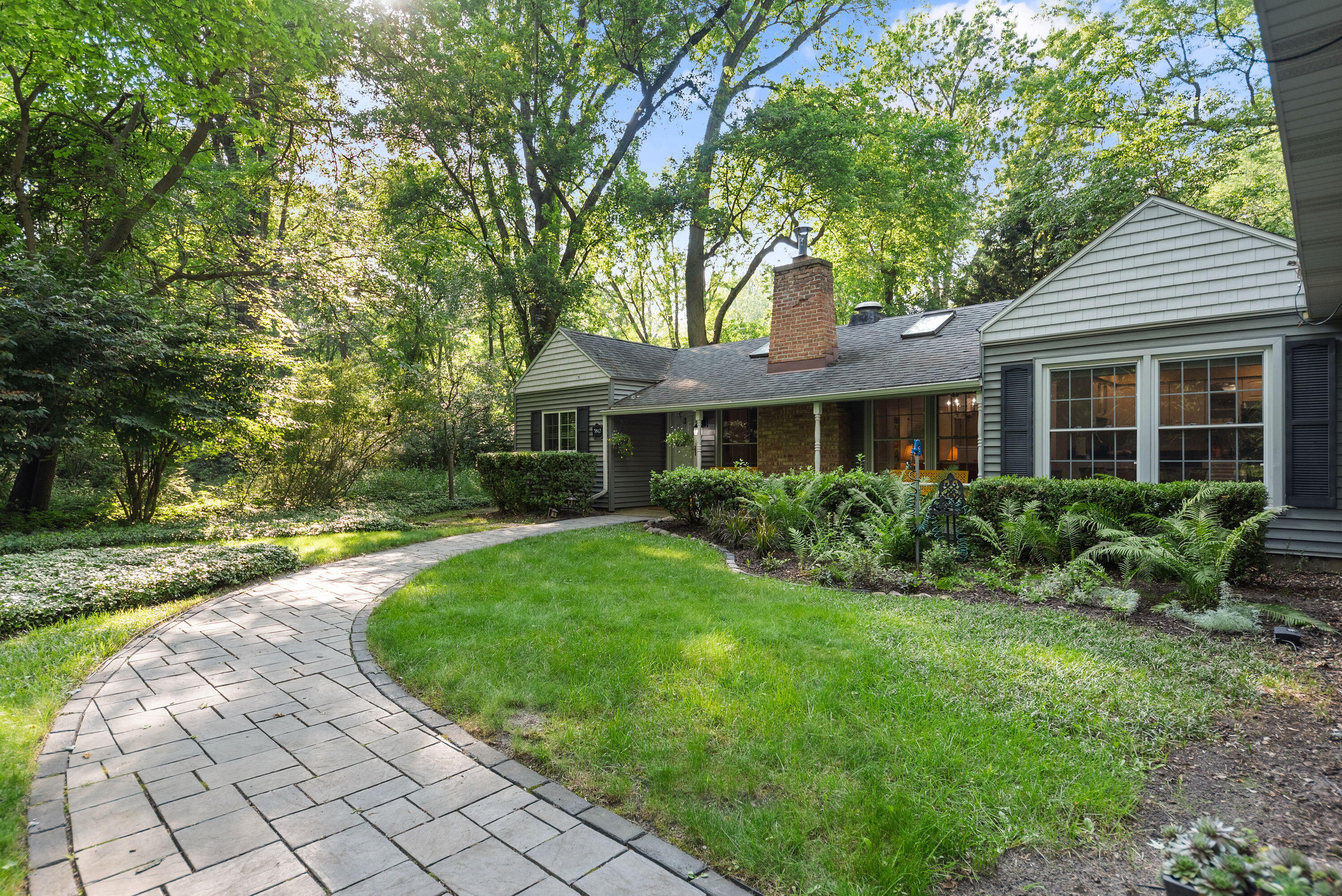 3812 Brookside Drive