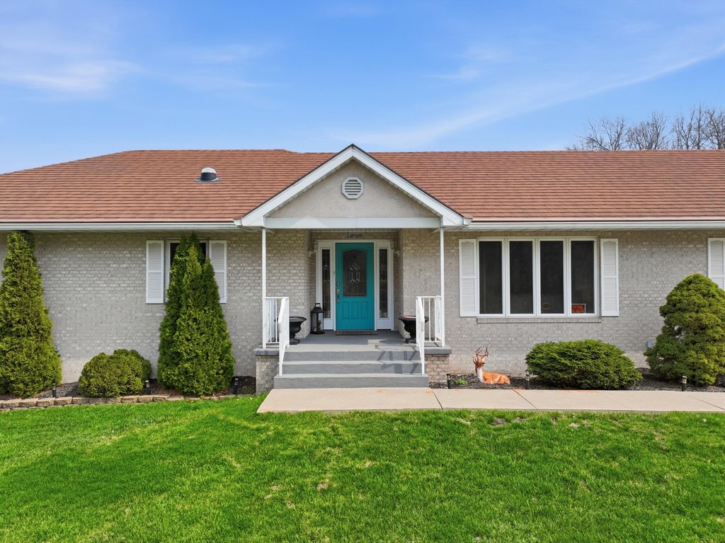 Photo of 1251 N Mineral Springs Road, Porter, IN 46304 (MLS # 836158)