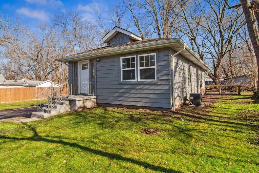Photo of 4408 Ostedt Drive, Valparaiso, IN 46383 (MLS # 844064)