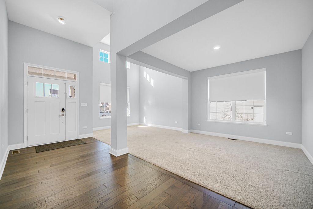 Photo of 10431 Douglas Drive, Saint John, IN 46373 (MLS # 832130)