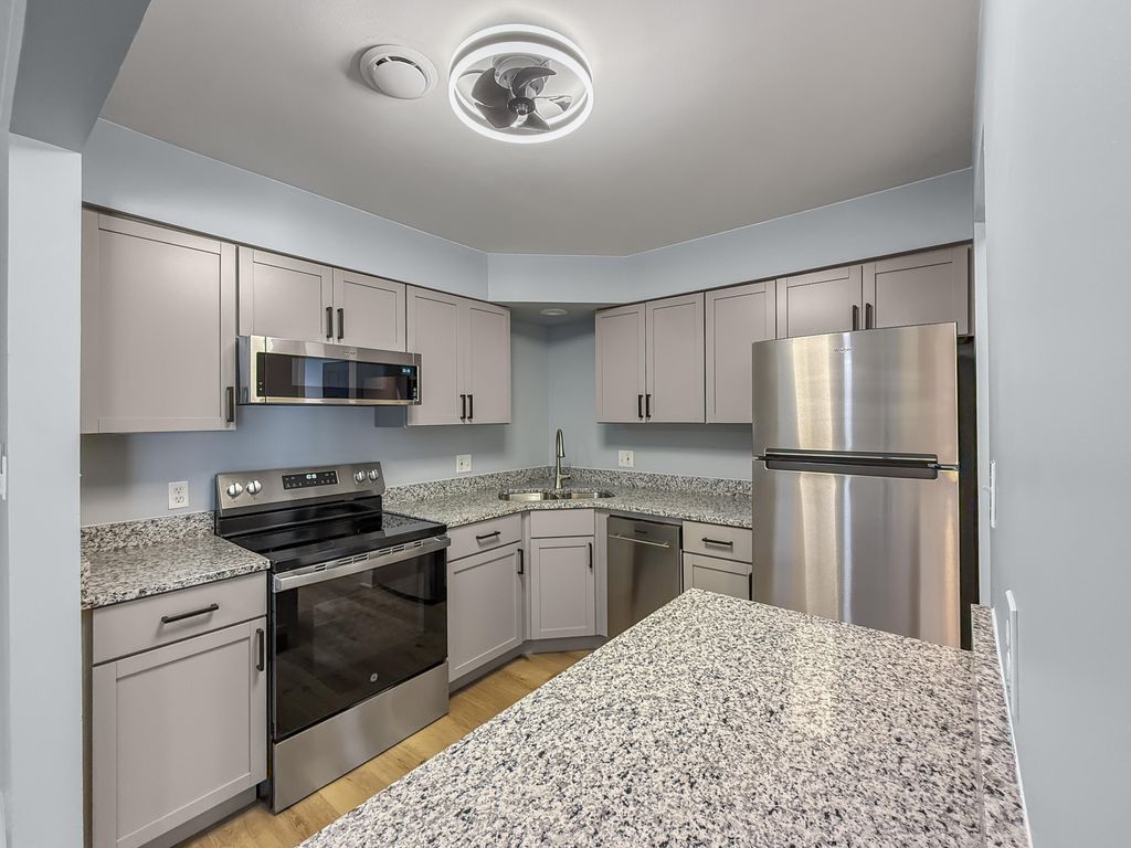 Photo of 2049 Porte Deleau Street #101, Highland, IN 46322 (MLS # 831554)