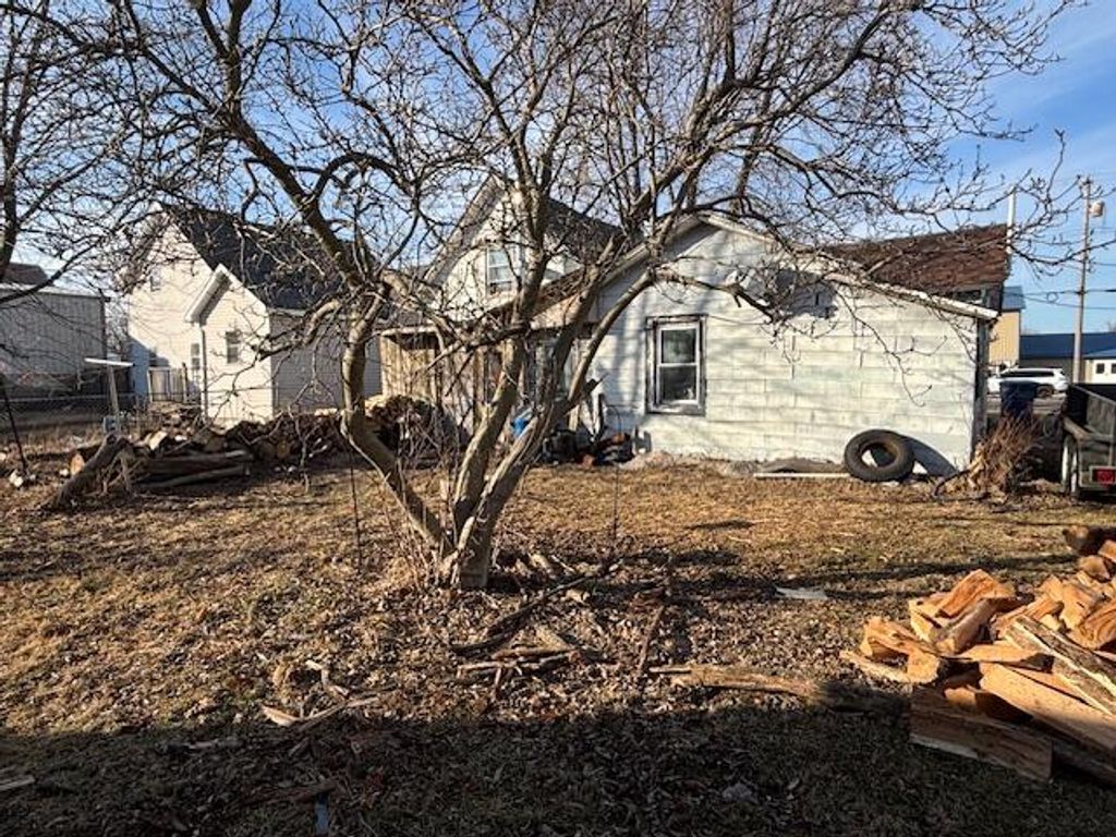 Photo of 129 W Union Street, Goodland, IN 47948 (MLS # 834115)