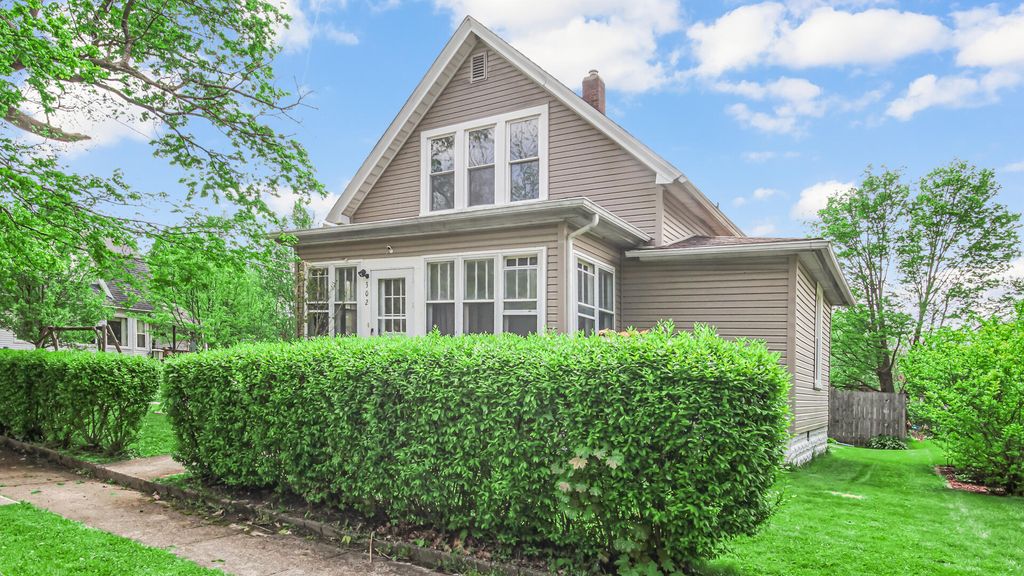 Photo of 302 Rockwood Street, La Porte, IN 46350 (MLS # 837993)